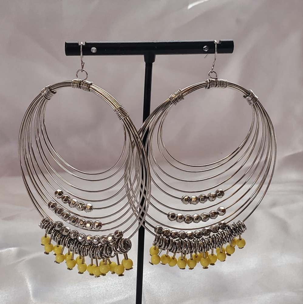◇ Bundle of 2 Boho Dangle Earrings Plus 3 Pairs Goldtone Hoops Assorted Sizes
